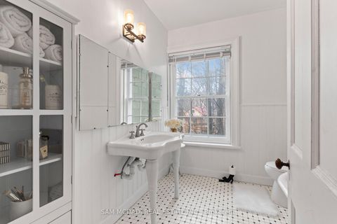 Photo 19 at 85 Yorkleigh Avenue, Humber Heights, Toronto