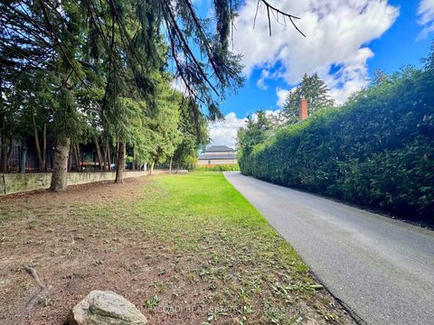 Photo 46 at 85 Yorkleigh Avenue, Humber Heights, Toronto