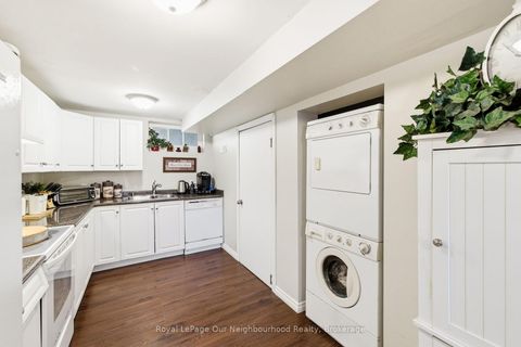 Photo 7 at 139 Central Pk Boulevard S, Central, Oshawa