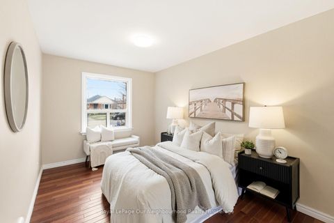 Photo 21 at 139 Central Pk Boulevard S, Central, Oshawa