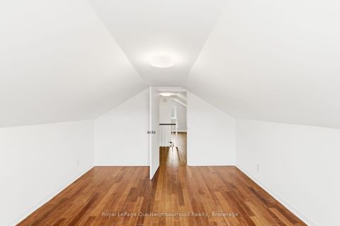 Photo 33 at 139 Central Pk Boulevard S, Central, Oshawa