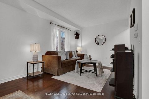 Photo 7 at 1379 Wadebridge Crescent, Eastdale, Oshawa