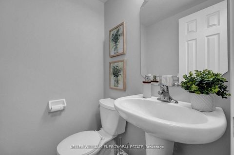 Photo 10 at 1379 Wadebridge Crescent, Eastdale, Oshawa