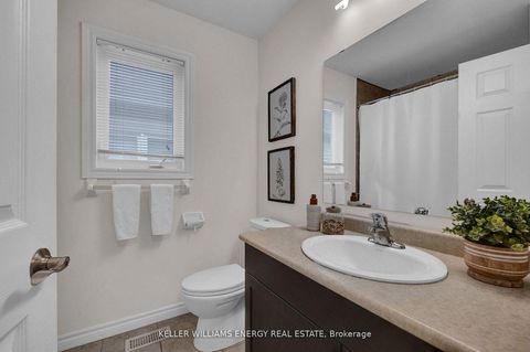 Photo 15 at 1379 Wadebridge Crescent, Eastdale, Oshawa