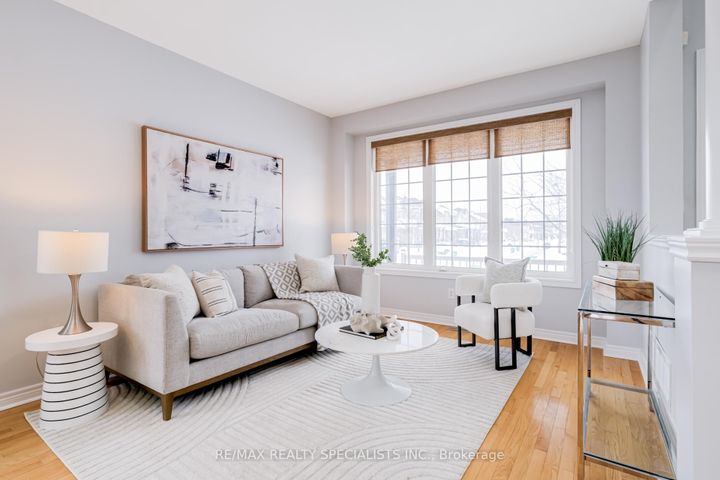 Photo 9 at 95 Heslop Circle, Wellington, Brampton