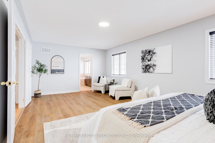 Photo 28 at 95 Heslop Circle, Wellington, Brampton