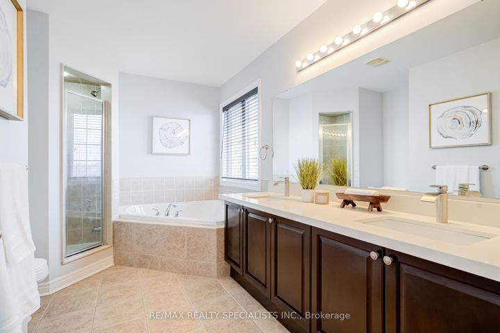 Photo 29 at 95 Heslop Circle, Wellington, Brampton