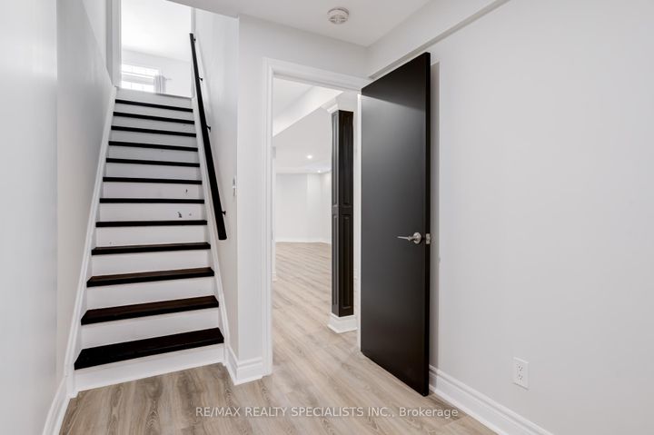 Photo 46 at 95 Heslop Circle, Wellington, Brampton