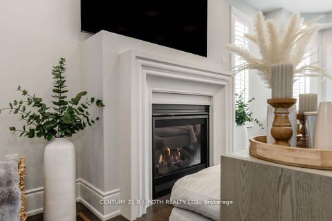 Photo 10 at 20 WESTMINSTER Circle, Shore, Barrie