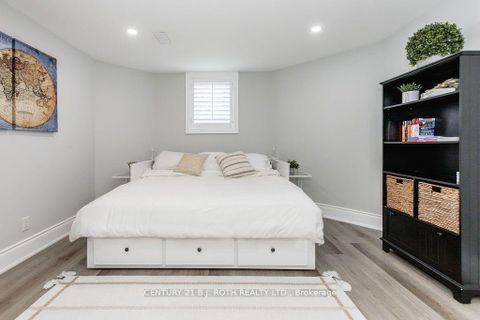 Photo 38 at 20 WESTMINSTER Circle, Shore, Barrie