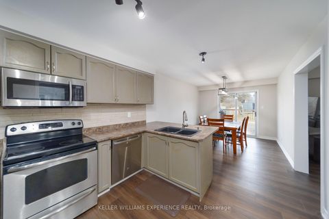 Photo 8 at 599 Walpole Crescent, Wyndham, Newmarket