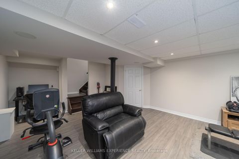 Photo 18 at 599 Walpole Crescent, Wyndham, Newmarket