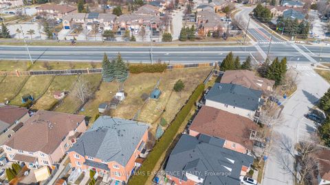 Photo 27 at 599 Walpole Crescent, Wyndham, Newmarket