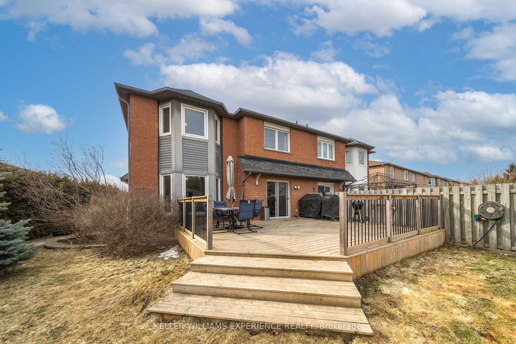 599 Walpole Crescent, Wyndham, Newmarket photo 2