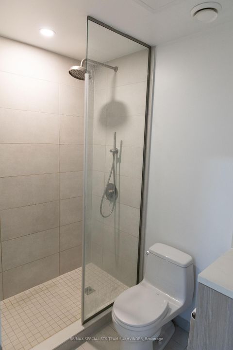 Photo 14 at 637 - 2020 Bathurst Street, Cedarvale, Toronto