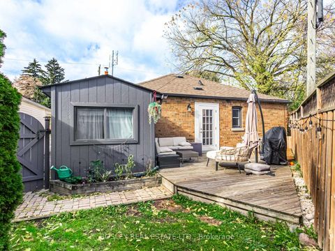 Photo 33 at 131 Meighen Avenue, Parkview, Toronto