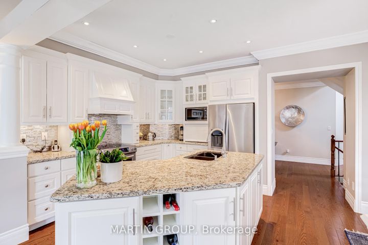 Photo 10 at 2328 Woodfield Road, RO River Oaks, Oakville