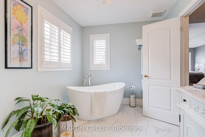 Photo 23 at 2328 Woodfield Road, RO River Oaks, Oakville