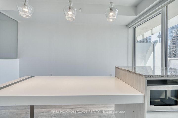 Photo 8 at 1510 - 197 Yonge Street, Yonge Corridor, Toronto