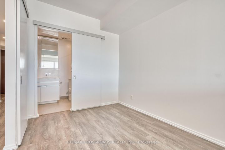 Photo 14 at 1510 - 197 Yonge Street, Yonge Corridor, Toronto