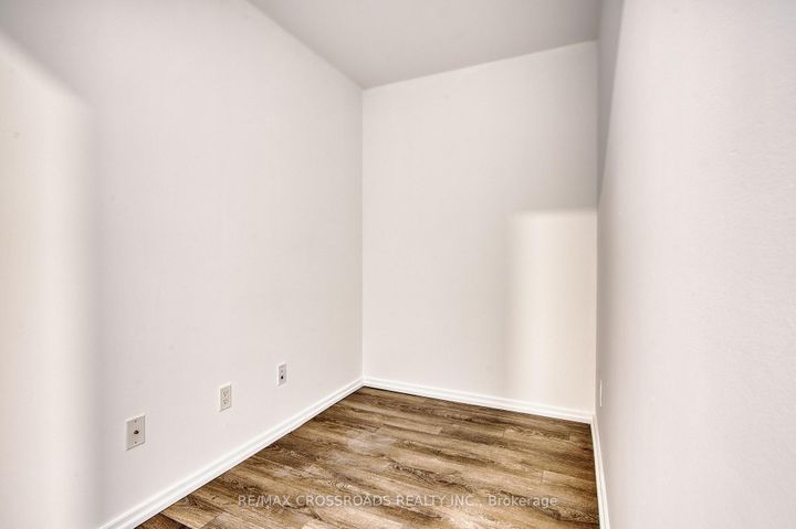 Photo 21 at 1510 - 197 Yonge Street, Yonge Corridor, Toronto