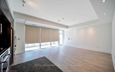 Photo 4 at 120 - 80 Vanauley Street, Chinatown, Toronto