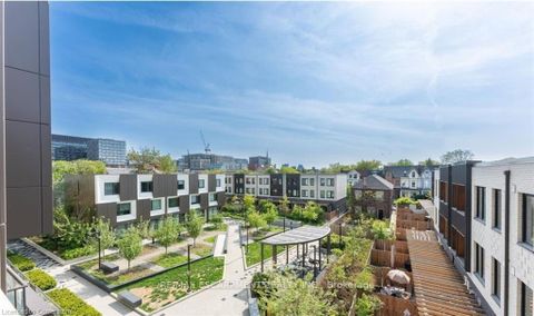 Photo 13 at 120 - 80 Vanauley Street, Chinatown, Toronto