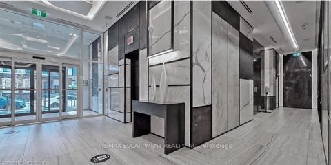 Photo 15 at 120 - 80 Vanauley Street, Chinatown, Toronto