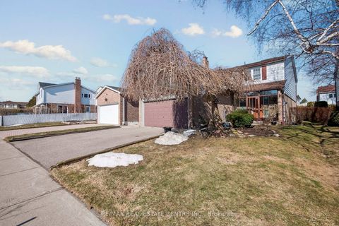 Photo 0 at 37 Statesman Square, Agincourt North, Toronto