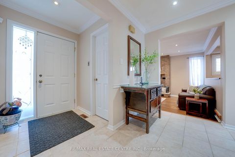 Photo 4 at 37 Statesman Square, Agincourt North, Toronto