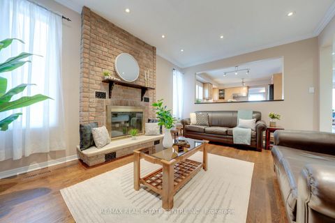 Photo 7 at 37 Statesman Square, Agincourt North, Toronto