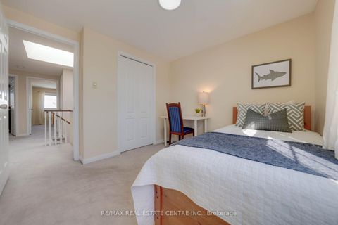 Photo 25 at 37 Statesman Square, Agincourt North, Toronto