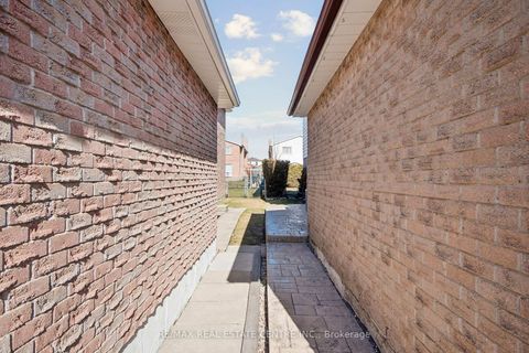 Photo 40 at 37 Statesman Square, Agincourt North, Toronto