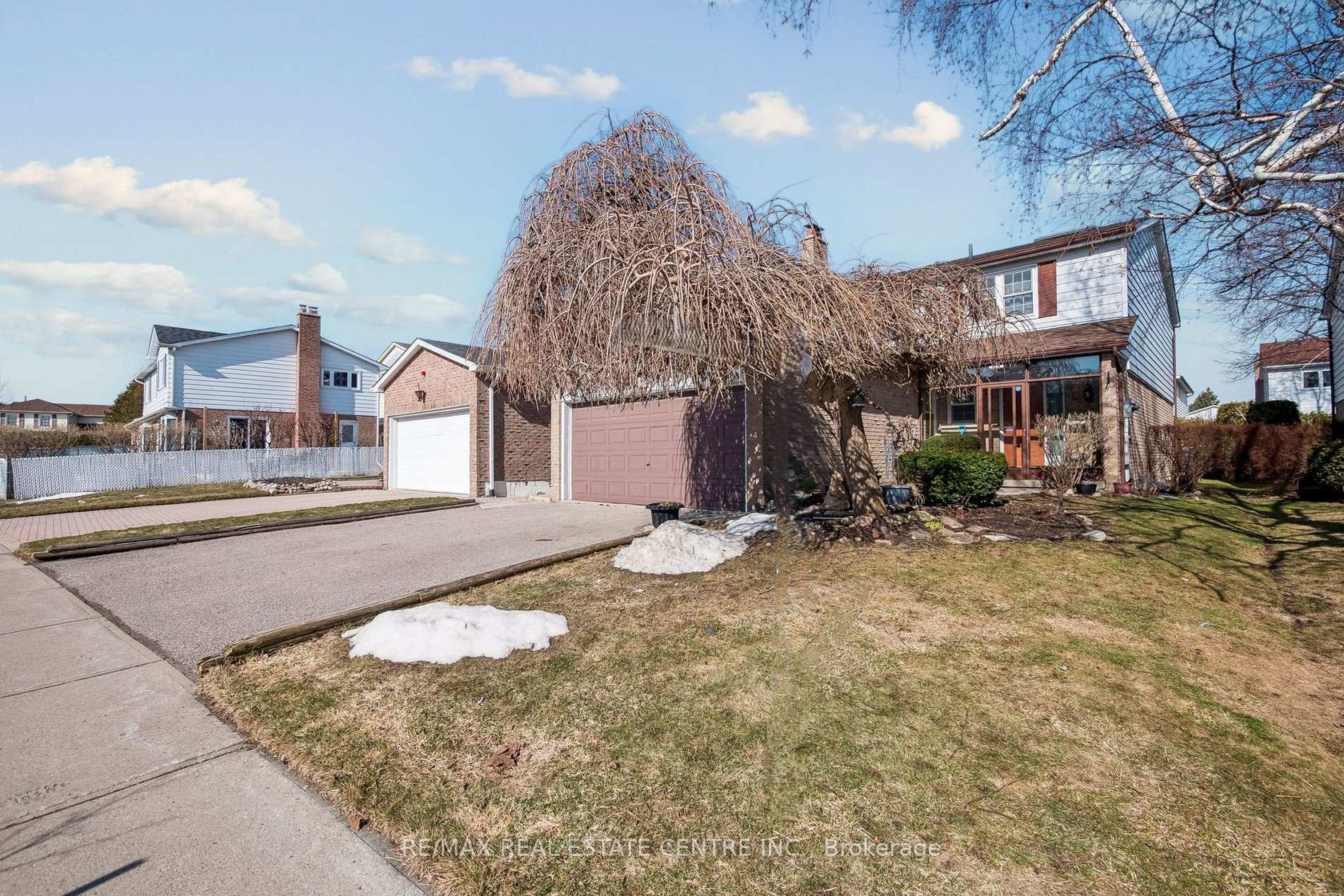 37 Statesman Square, Agincourt North, Toronto 