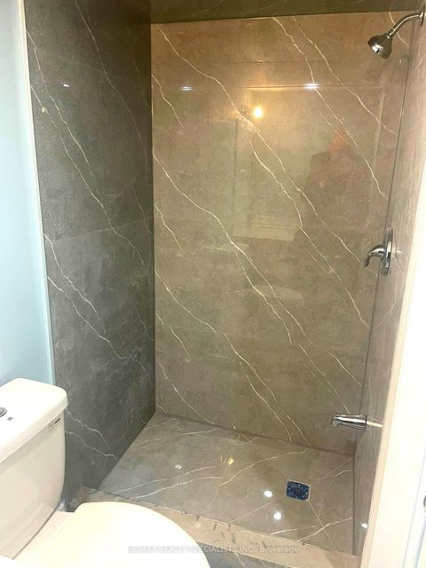 Photo 15 at 60 Inverary Crescent, Elder Mills, Vaughan