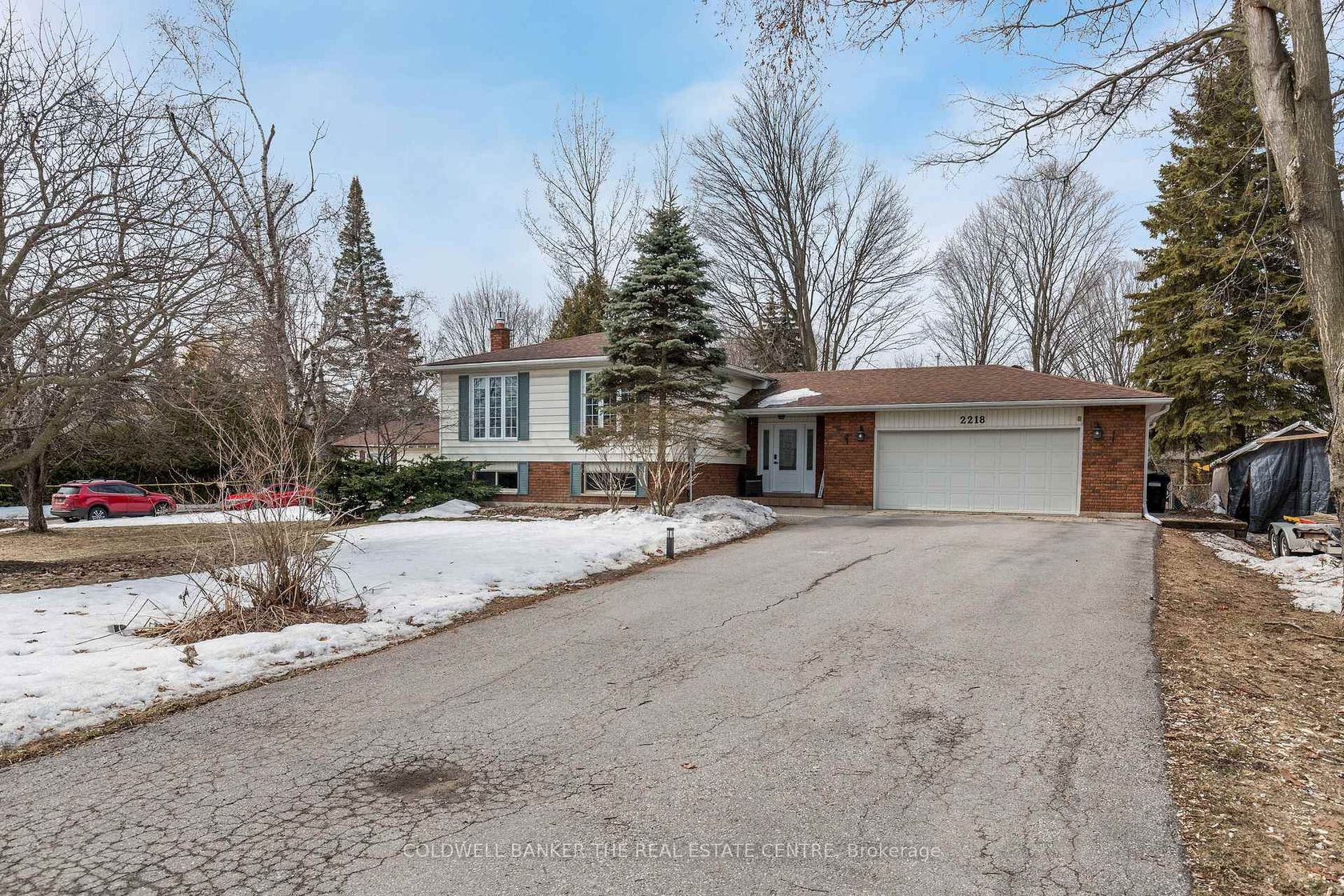 2218 Mildred Avenue, Alcona, Innisfil photo number 2