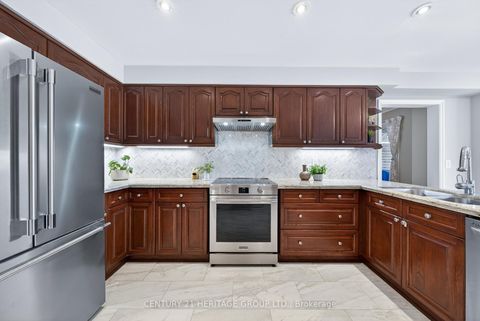 Photo 10 at 483 Alex Doner Drive, Glenway Estates, Newmarket