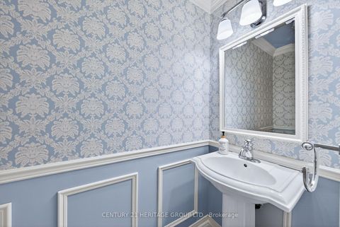 Photo 17 at 483 Alex Doner Drive, Glenway Estates, Newmarket