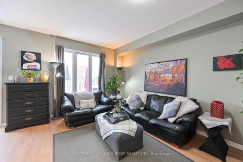 Photo 14 at 3 Hadleigh Way, Brooklin, Whitby