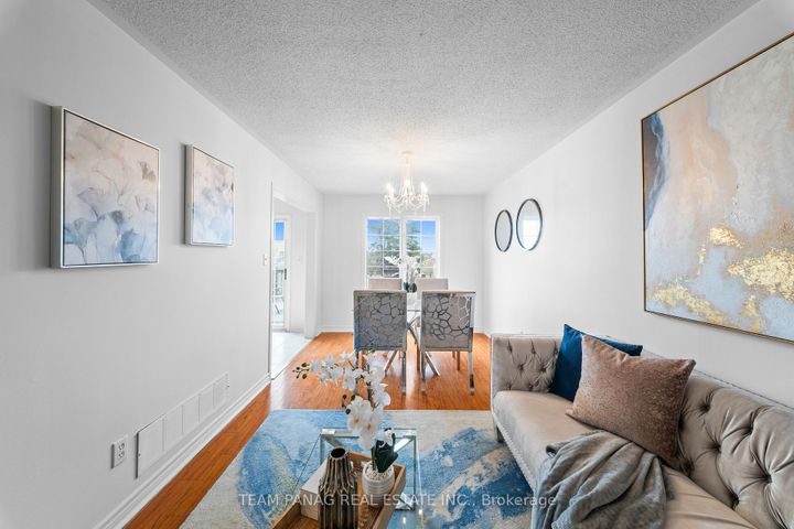 Photo 10 at 47 Loons Call Crescent, Wellington, Brampton