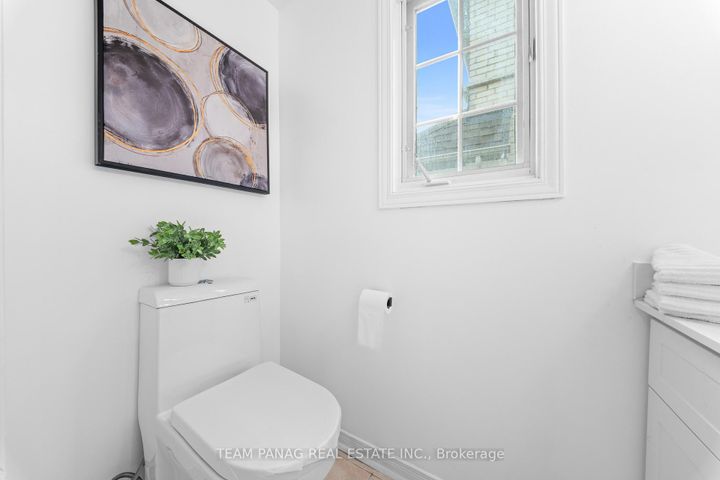 Photo 20 at 47 Loons Call Crescent, Wellington, Brampton