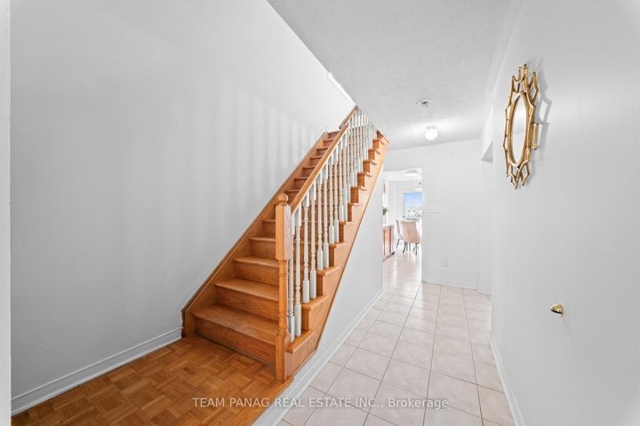 Photo 21 at 47 Loons Call Crescent, Wellington, Brampton