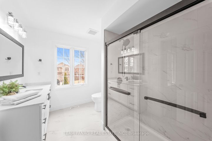 Photo 26 at 47 Loons Call Crescent, Wellington, Brampton