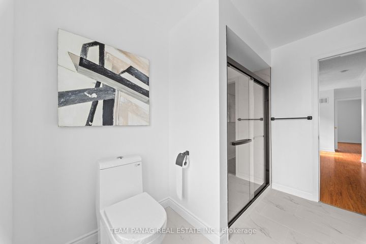 Photo 27 at 47 Loons Call Crescent, Wellington, Brampton