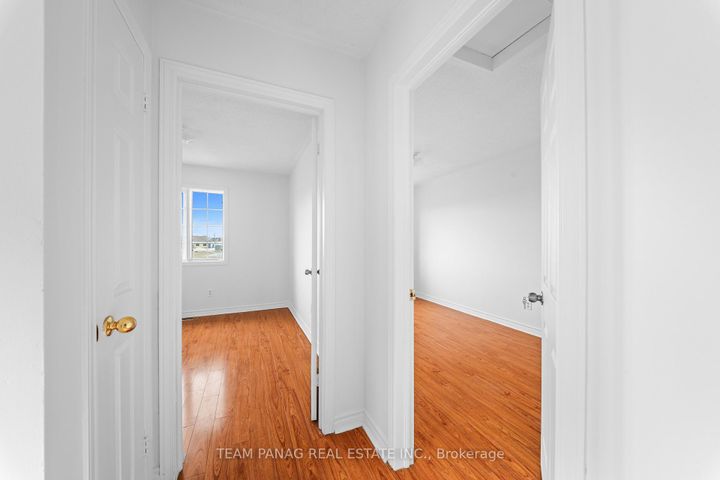 Photo 29 at 47 Loons Call Crescent, Wellington, Brampton