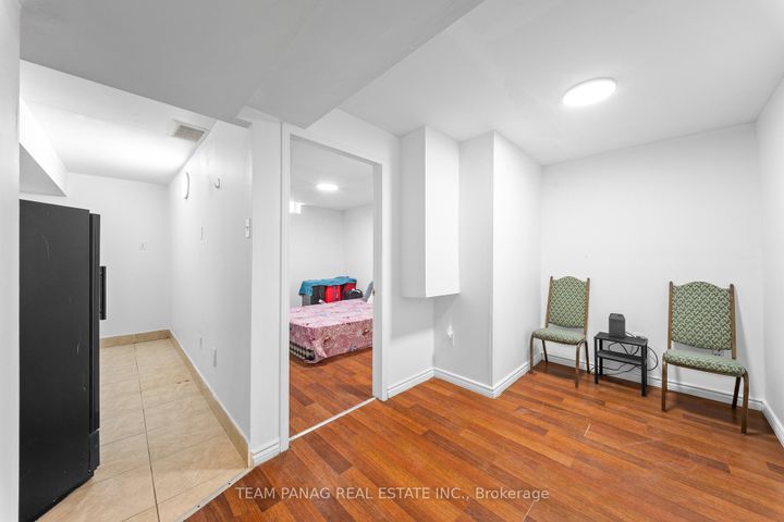 Photo 34 at 47 Loons Call Crescent, Wellington, Brampton