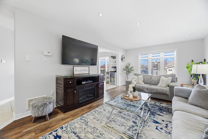 Photo 8 at 26 Calderstone Road, Bram East, Brampton