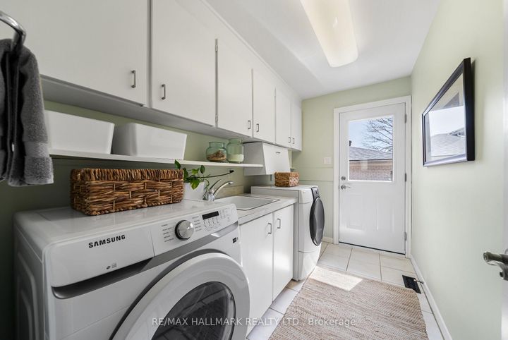 Photo 19 at 102 Banstock Drive, Steeles, Toronto