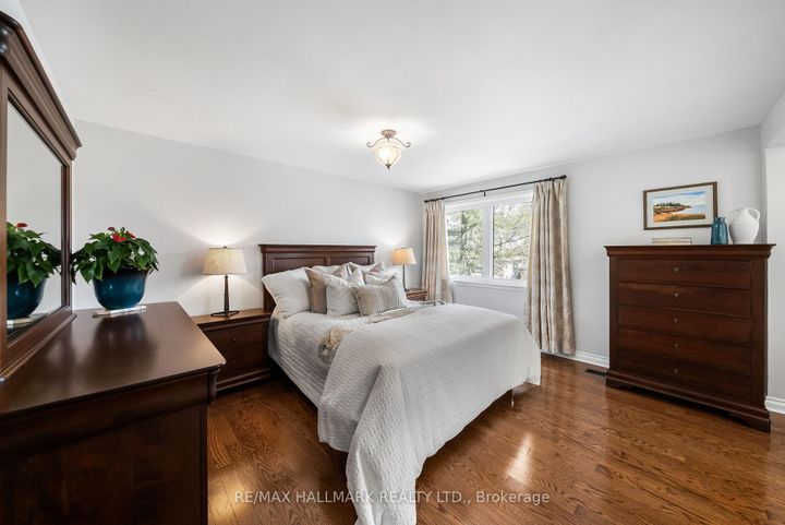 Photo 20 at 102 Banstock Drive, Steeles, Toronto