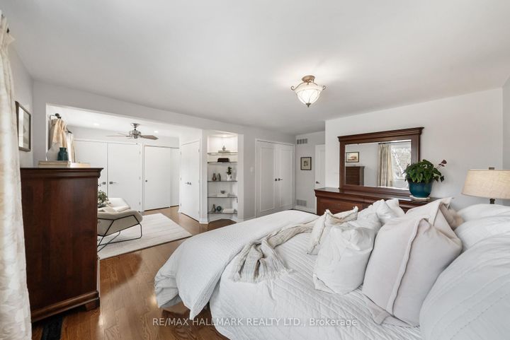 Photo 21 at 102 Banstock Drive, Steeles, Toronto